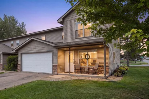 402 Sierra Place