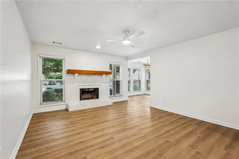 1001 Lake Pointe Circle
