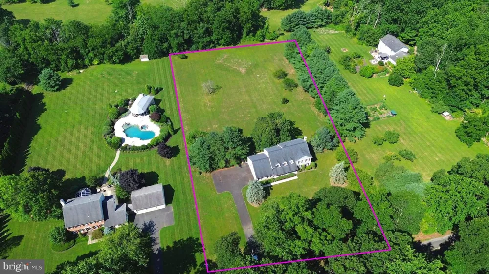 2050 MILLER ROAD Pennsburg, PA 18073