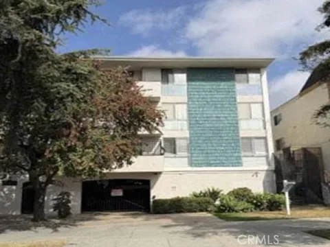 244 S La Fayette Park #205