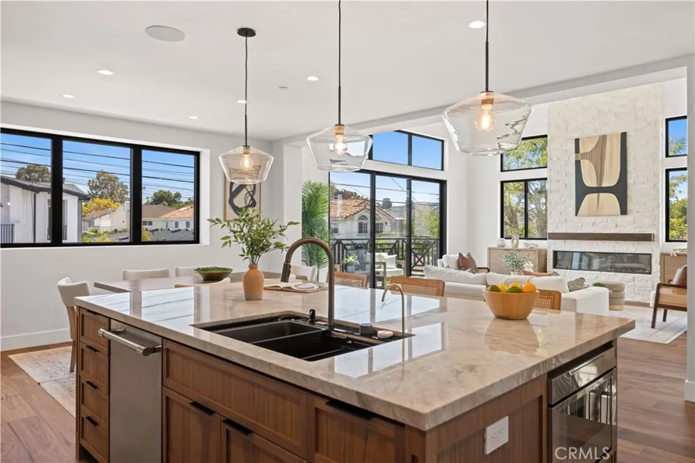 2217 Bataan Road #B Redondo Beach, CA 90278