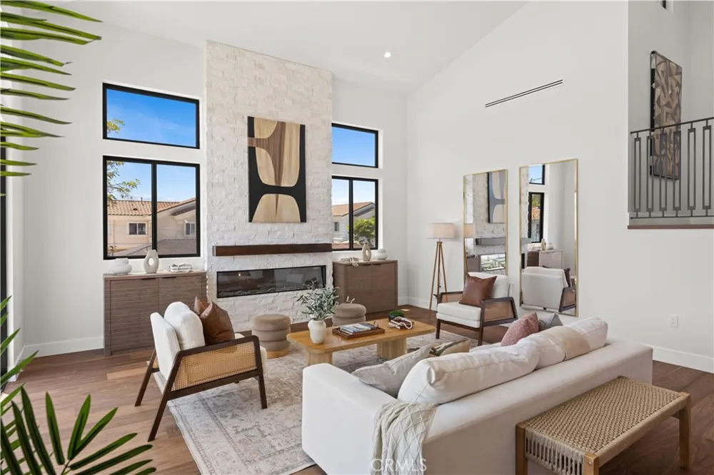 2217 Bataan Road #B Redondo Beach, CA 90278