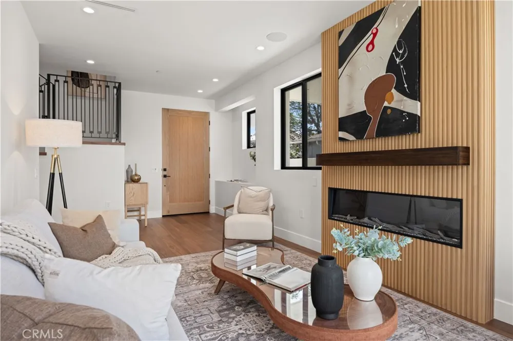 2217 Bataan Road #B Redondo Beach, CA 90278