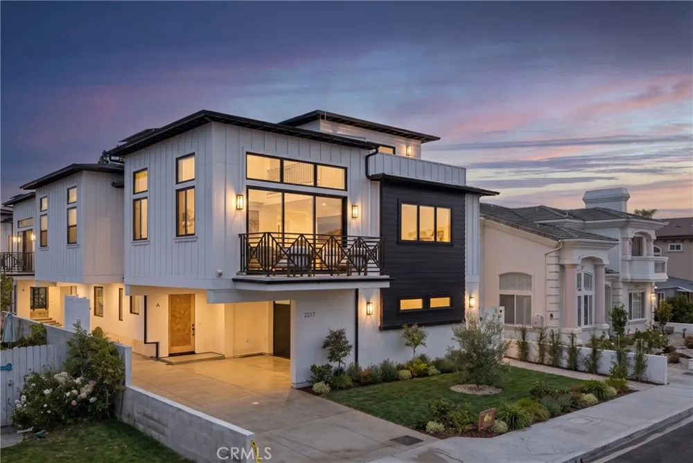 2217 Bataan Road #B Redondo Beach, CA 90278