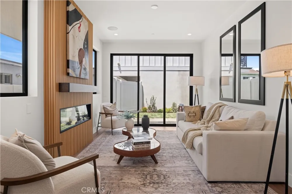 2217 Bataan Road #B Redondo Beach, CA 90278