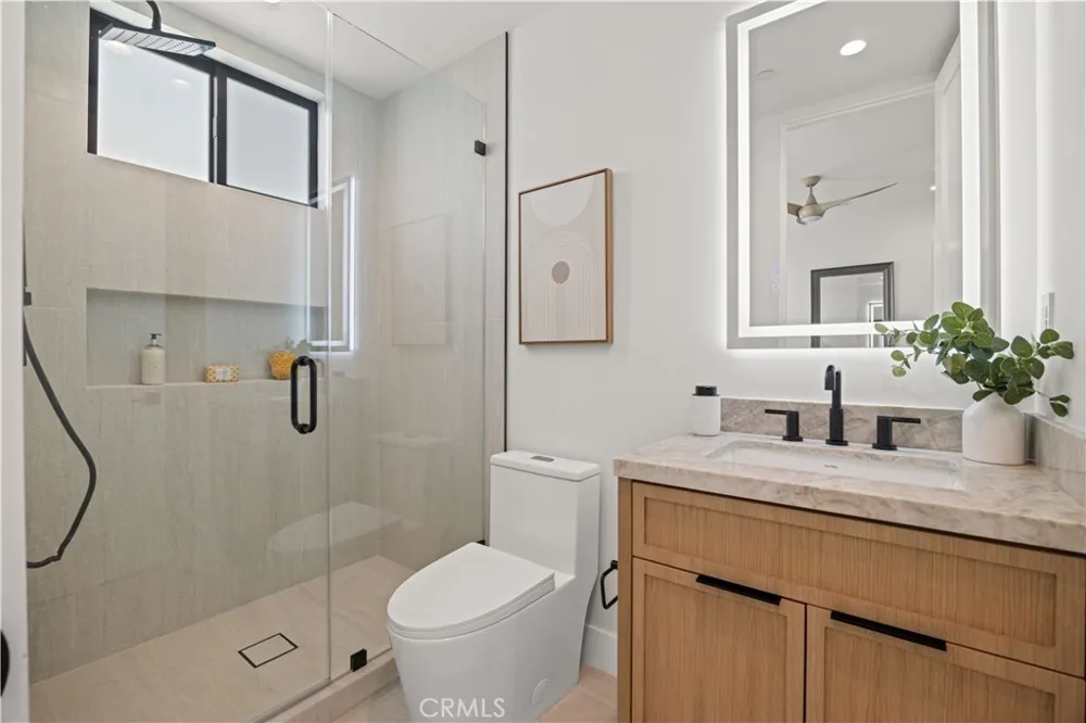 2217 Bataan Road #B Redondo Beach, CA 90278