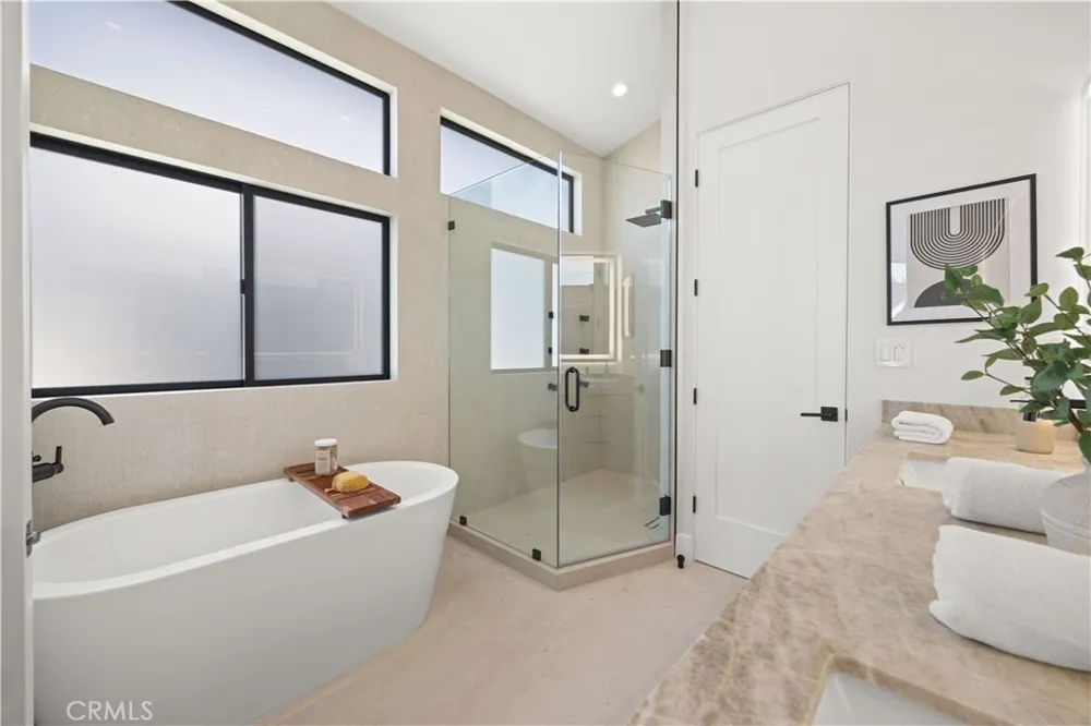 2217 Bataan Road #B Redondo Beach, CA 90278