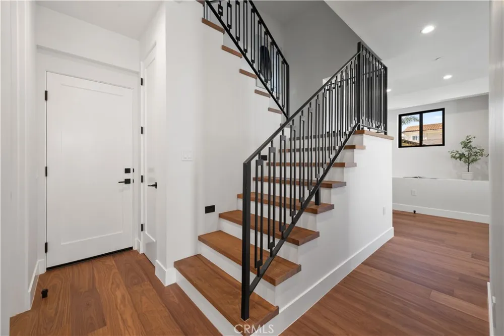 2217 Bataan Road #B Redondo Beach, CA 90278