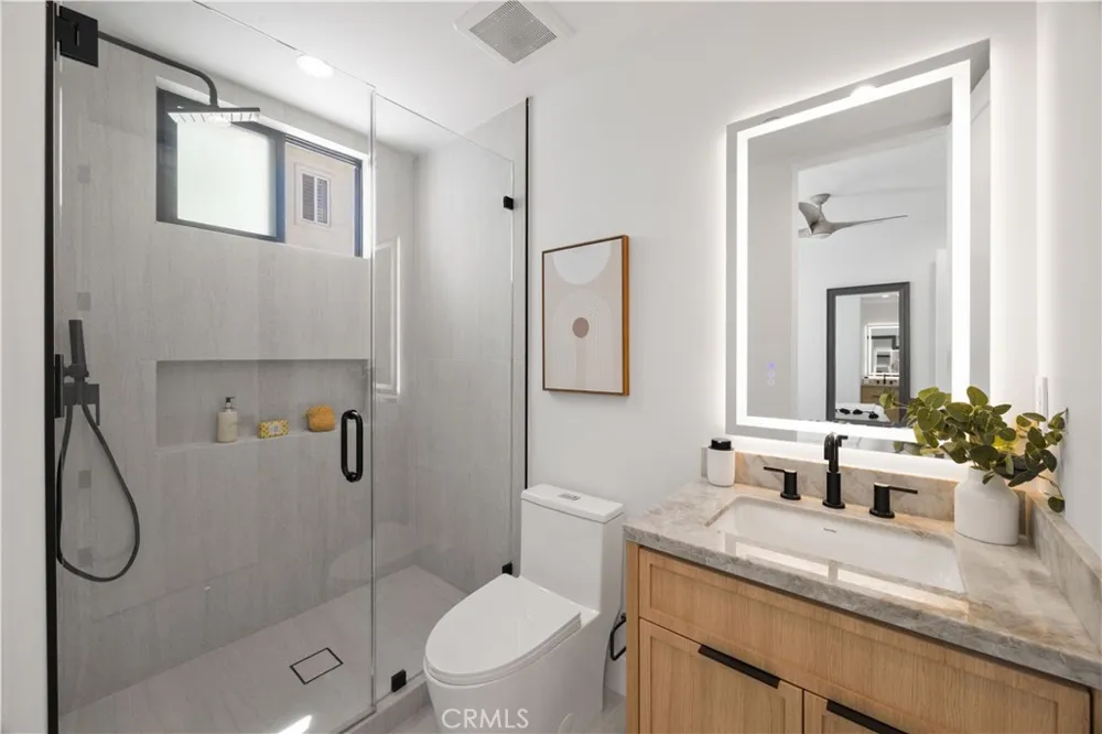 2217 Bataan Road #B Redondo Beach, CA 90278