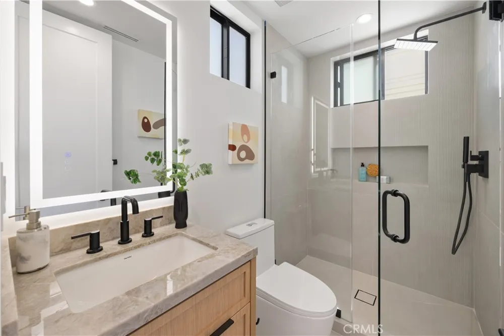 2217 Bataan Road #B Redondo Beach, CA 90278