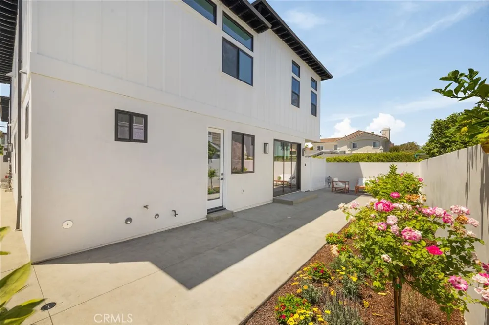 2217 Bataan Road #B Redondo Beach, CA 90278