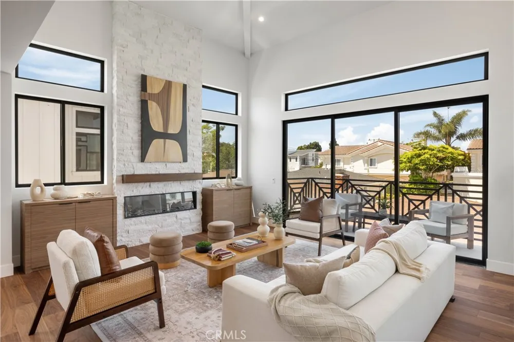 2217 Bataan Road #B Redondo Beach, CA 90278