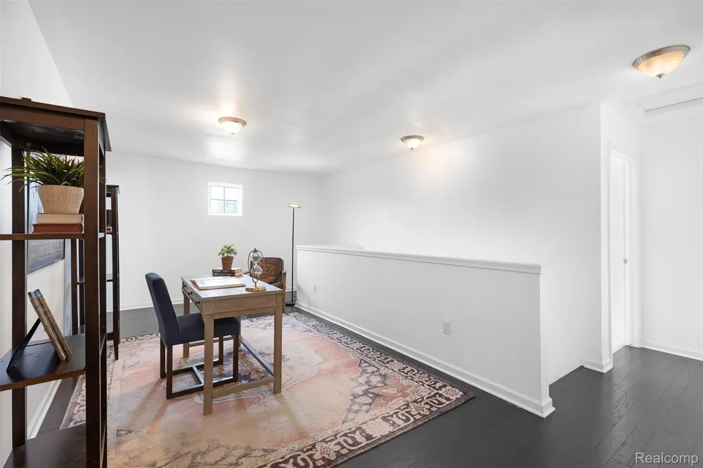 21422 Navarra Drive Lyon Charter Township, MI 48178