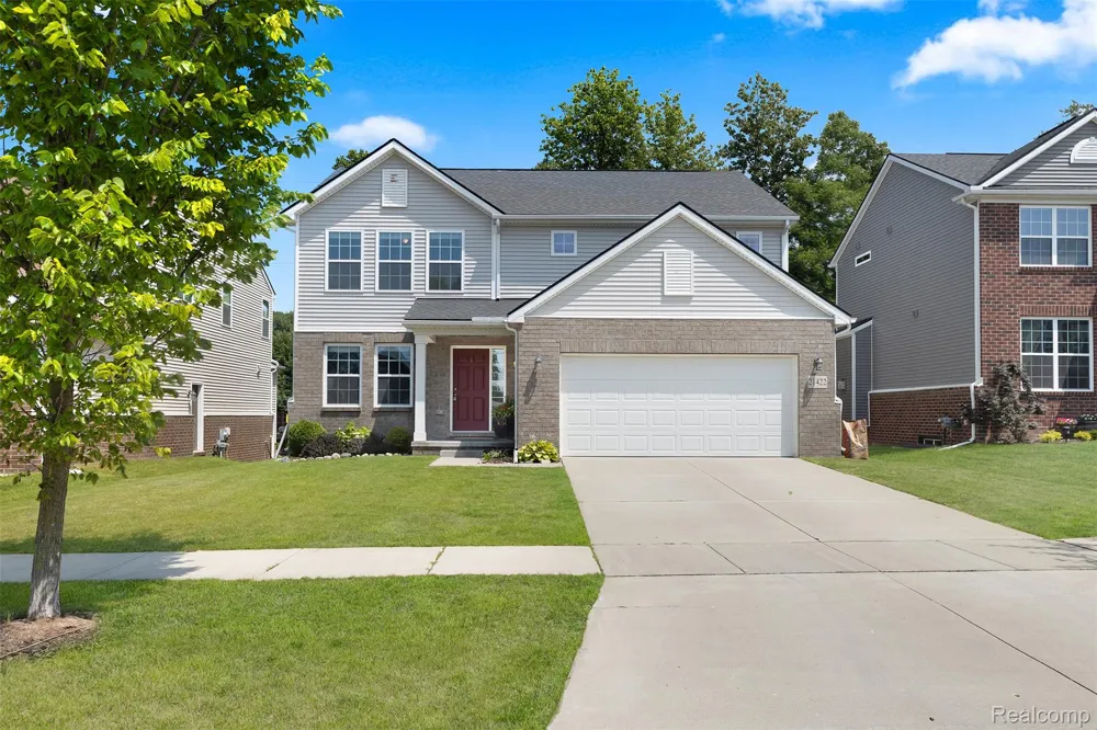 21422 Navarra Drive Lyon Charter Township, MI 48178