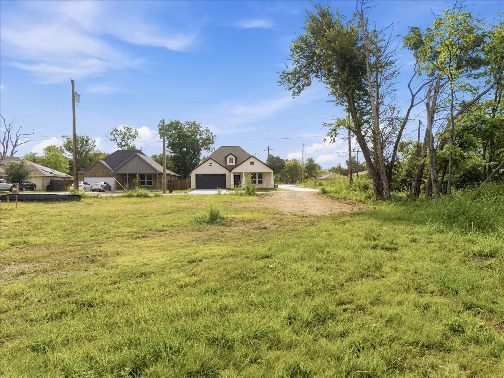 710 Bethlehem Terrell, TX 75160