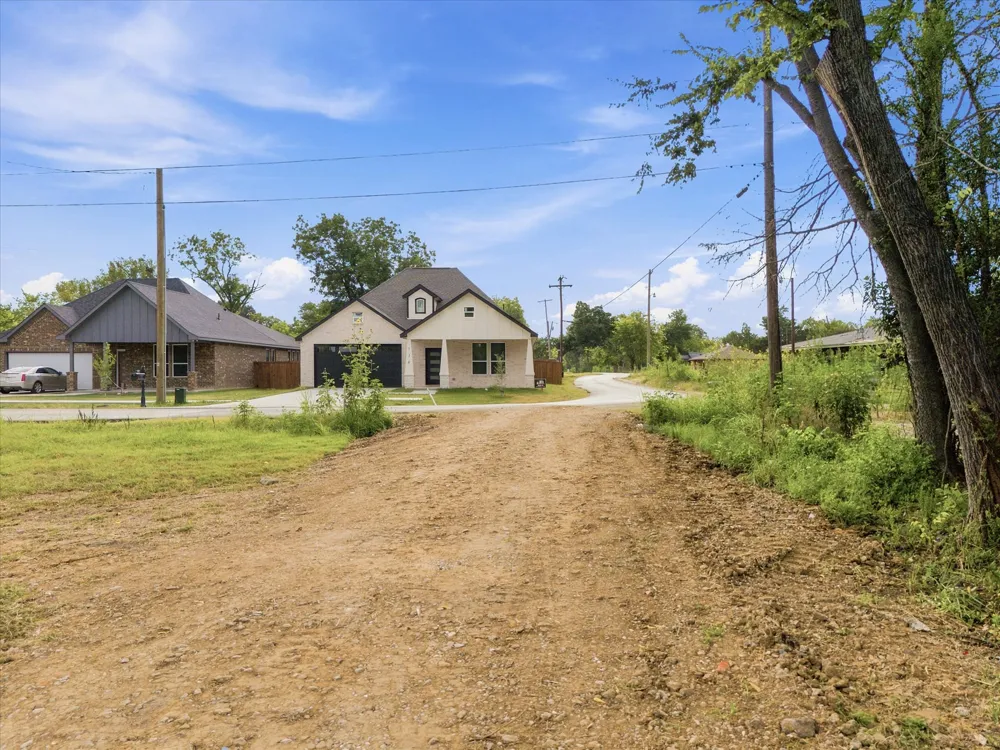 710 Bethlehem Terrell, TX 75160
