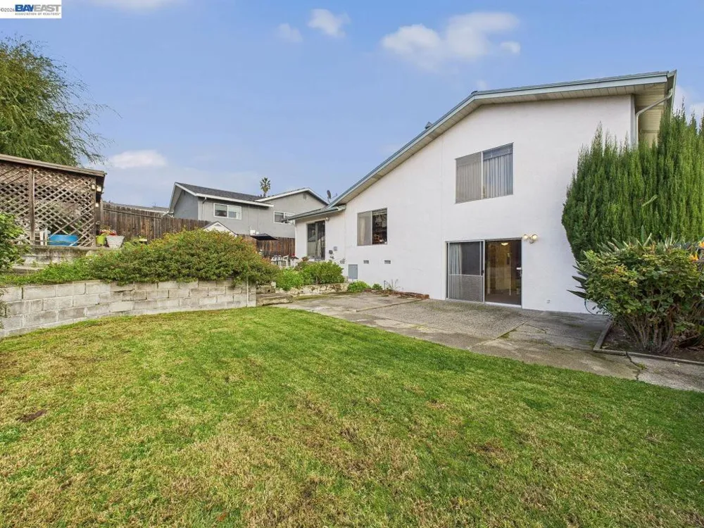 836 Hawthorne Dr Rodeo, CA 94572