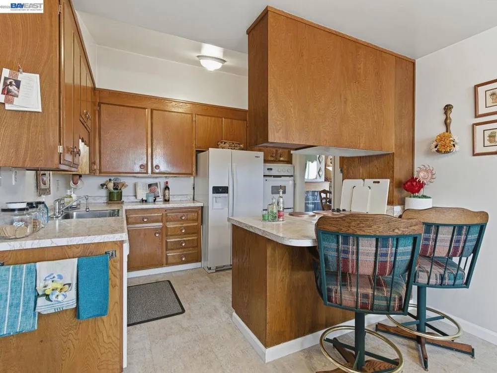 836 Hawthorne Dr Rodeo, CA 94572