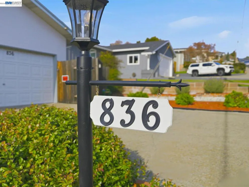 836 Hawthorne Dr Rodeo, CA 94572