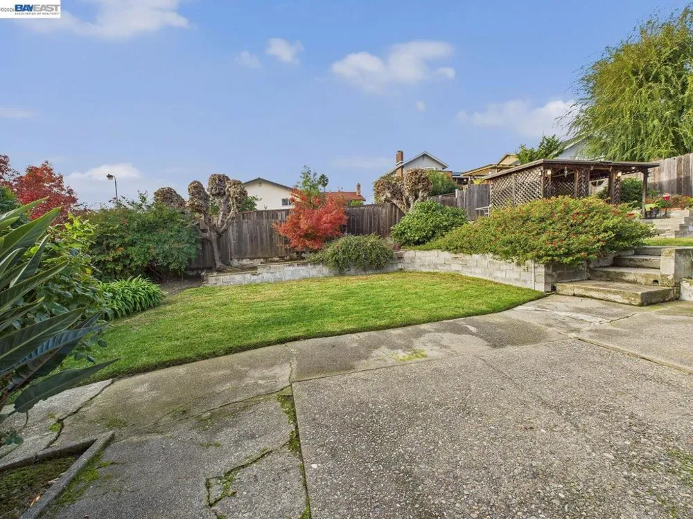 836 Hawthorne Dr Rodeo, CA 94572