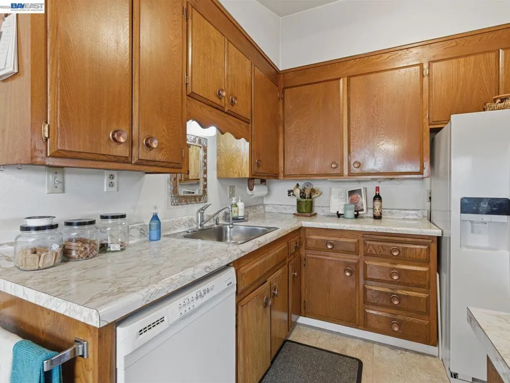 836 Hawthorne Dr Rodeo, CA 94572
