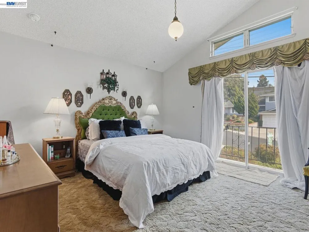 836 Hawthorne Dr Rodeo, CA 94572