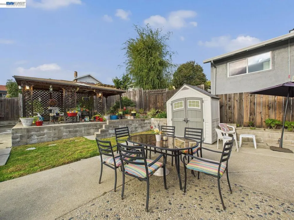 836 Hawthorne Dr Rodeo, CA 94572