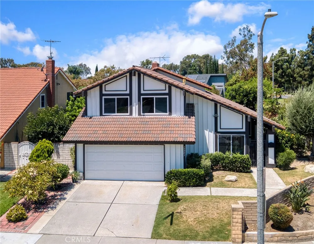 19003 VICKIE AVENUE Cerritos, CA 90703