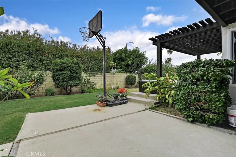 19003 VICKIE AVENUE Cerritos, CA 90703