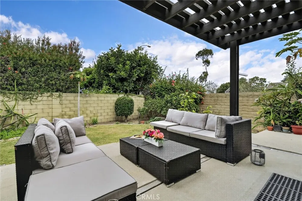 19003 VICKIE AVENUE Cerritos, CA 90703