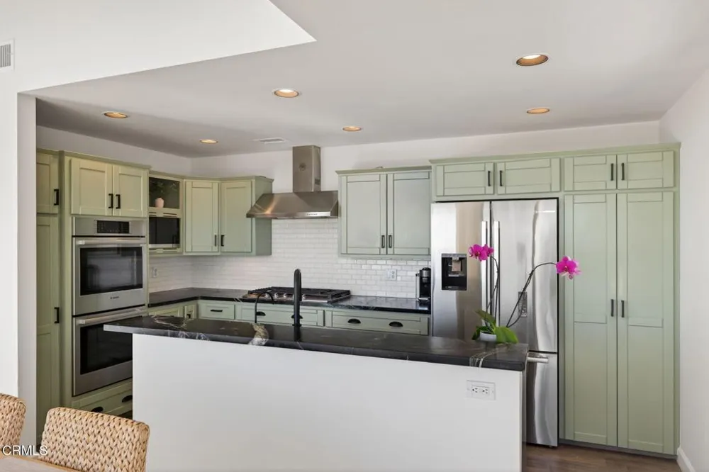 4229 Faria Beach Road Ventura, CA 93001