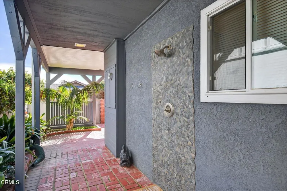 4229 Faria Beach Road Ventura, CA 93001