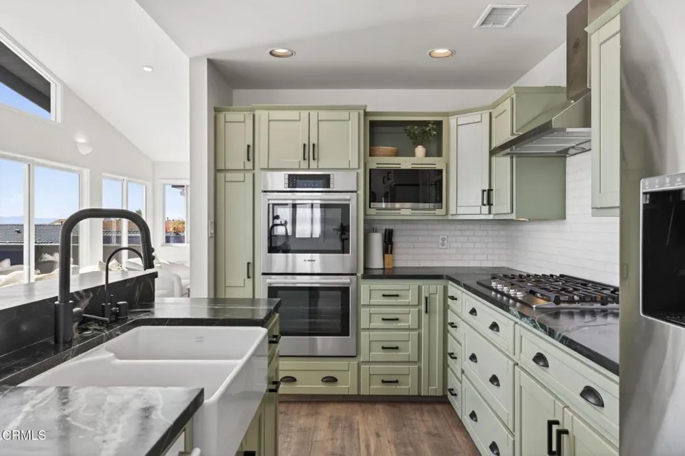 4229 Faria Beach Road Ventura, CA 93001