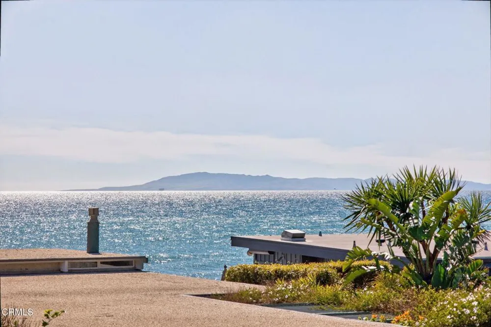 4229 Faria Beach Road Ventura, CA 93001