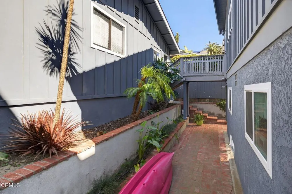 4229 Faria Beach Road Ventura, CA 93001