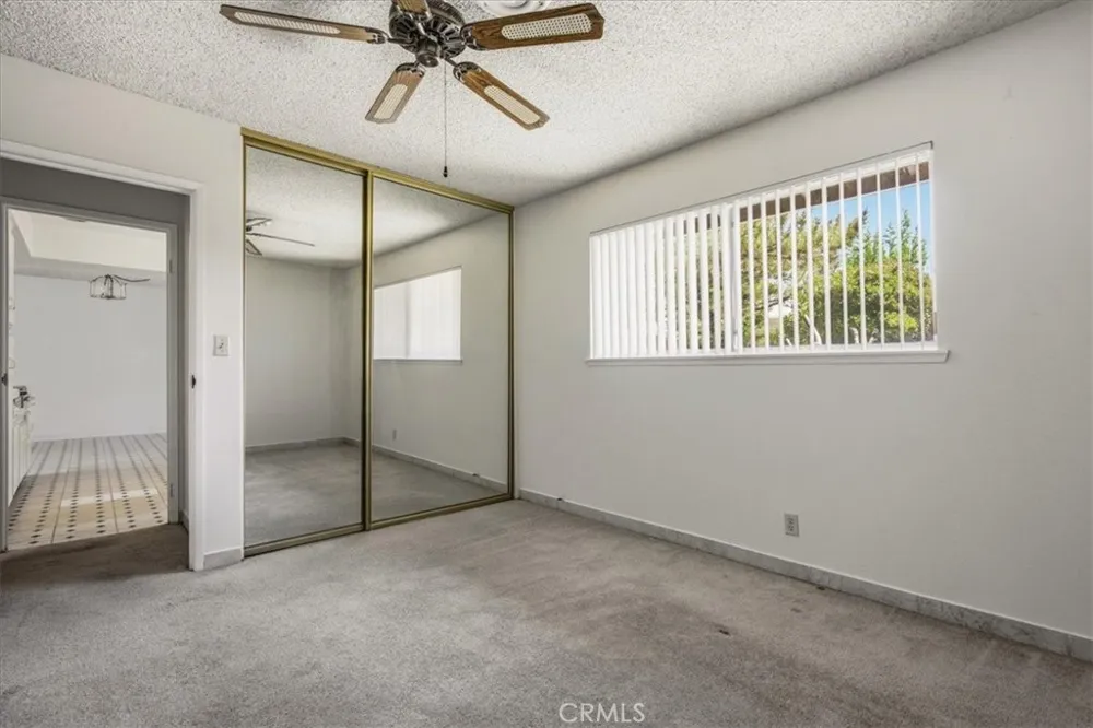 26124 New Chicago Hemet, CA 92544