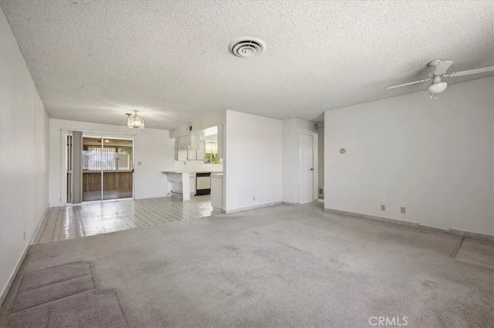 26124 New Chicago Hemet, CA 92544