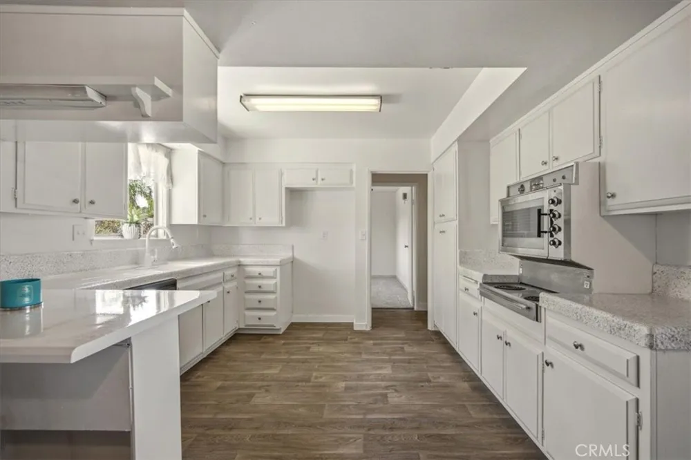 26124 New Chicago Hemet, CA 92544