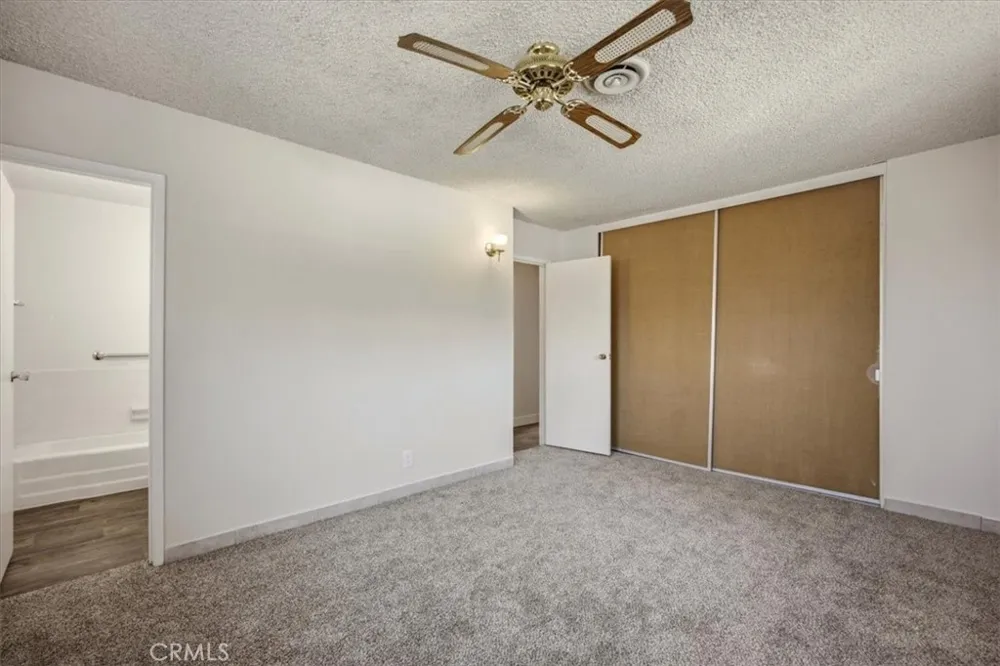 26124 New Chicago Hemet, CA 92544