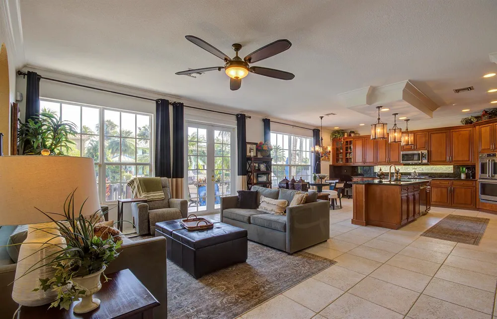 4040 NE 25th Avenue Lighthouse Point, FL 33064