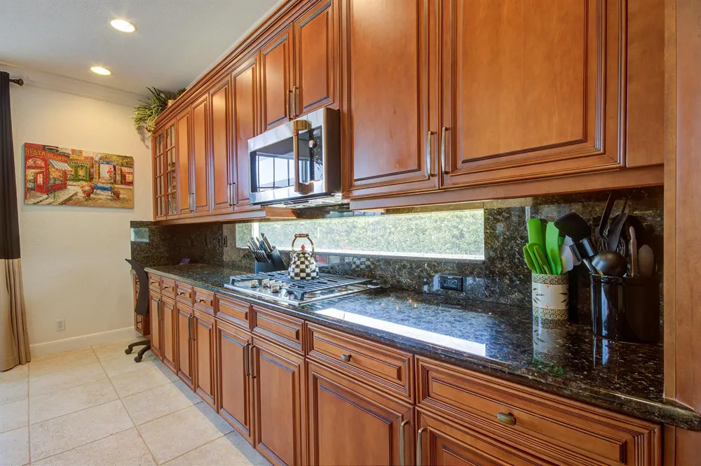 4040 NE 25th Avenue Lighthouse Point, FL 33064