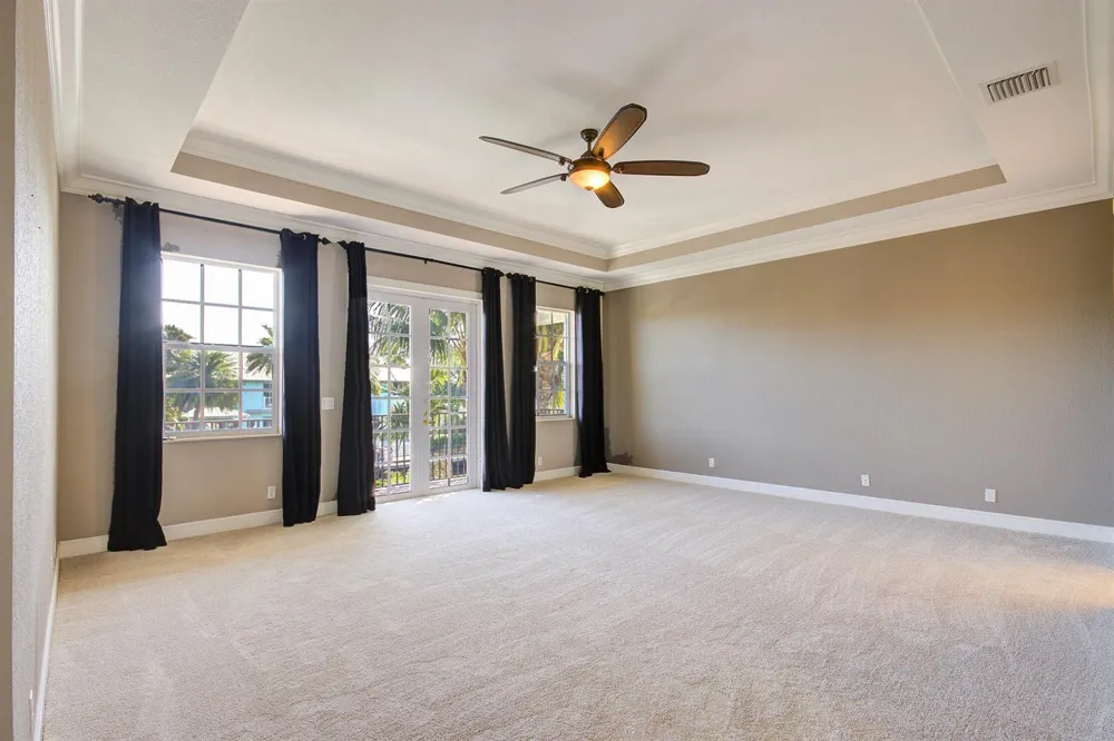 4040 NE 25th Avenue Lighthouse Point, FL 33064
