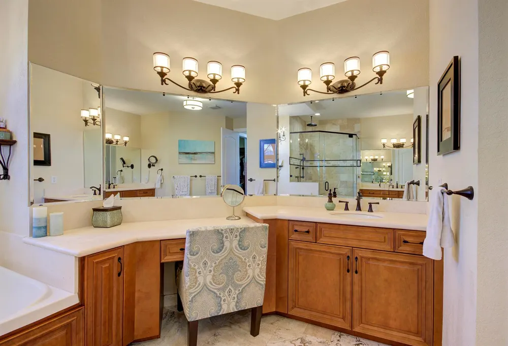 4040 NE 25th Avenue Lighthouse Point, FL 33064