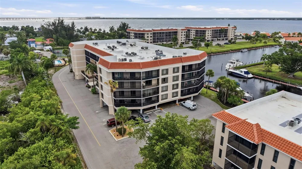 25188 MARION AVE #D307 Punta Gorda, FL 33950