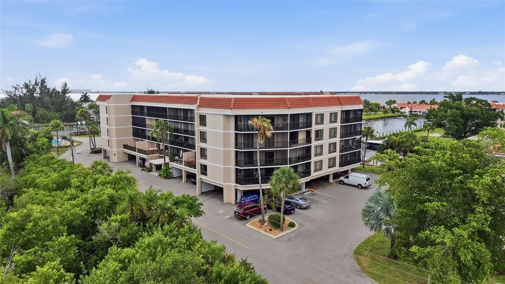 25188 MARION AVE #D307 Punta Gorda, FL 33950