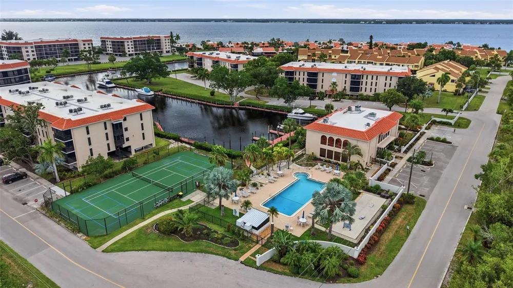 25188 MARION AVE #D307 Punta Gorda, FL 33950