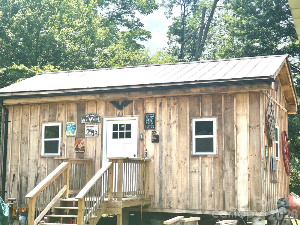 10755 NC 209 Highway Hot Springs, NC 28743