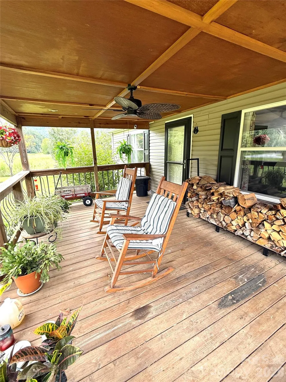 10755 NC 209 Highway Hot Springs, NC 28743