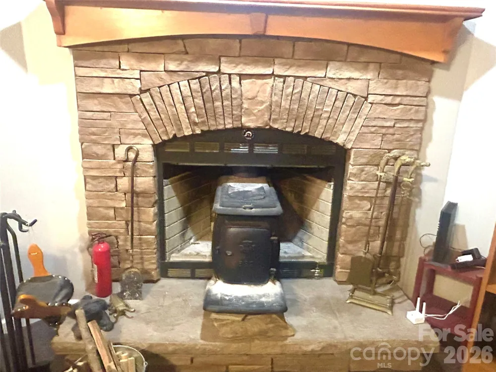 10755 NC 209 Highway Hot Springs, NC 28743