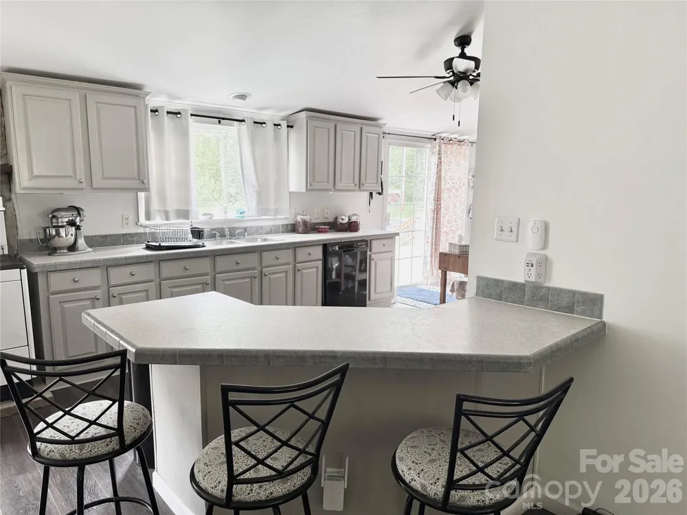10755 NC 209 Highway Hot Springs, NC 28743